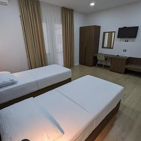 Aleks Hotel