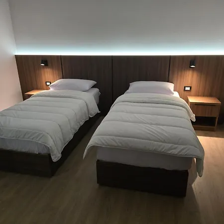 Hotel Aleks 3*